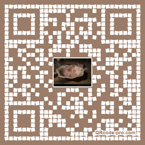 QR code with logo bR70